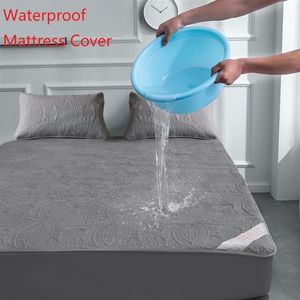 Madrass Pad Super Waterproof Quiltad Cover Air-Permeable Bed Protector Queen Topper inte inklusive örngott 221205