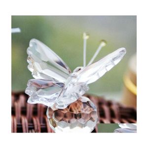 Party Favor Mini Little Novely Crystal Butterfly Ornament Transparent figur för baby shower Party Bröllop Favor Leveranser Gåvor 6 DHMSC