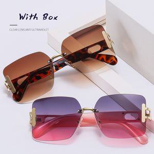 2023 Fashion Classic Frameless Discoloration Womens Polarizing Sunglasses Big Square Goggle Frame Eyeglasses Outdoor Shades Lady Sun glasses