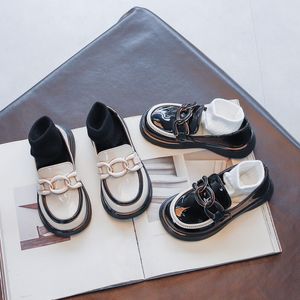 Sneakers Fashion Korean Style Girls Buty Spring Little Princess Moccasin Autumn Solid Black Boys Metal Children 221205