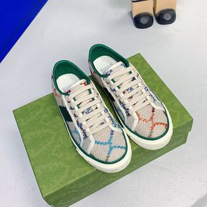 Designer-Damenschuhe, italienische Tennisschuhe aus Segeltuch von 1977, Low-Top-Sportschuhe für Herren von Luxurys, grünes und rotes Netz, gestreifte Gummisohle, Stretch-Baumwolle