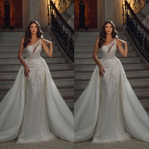 Underbara One Shoulder Wedding Dresses Beads Sequins Applices Lace Mermaid Bridal Clows Custom Made Löstagbara tåg Vestidos de Novia