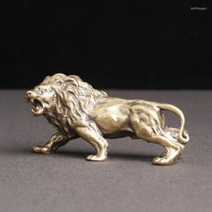 Figurine decorative Ottone antico Re leone Decorazioni per la casa Miniatura Rame Ornamenti animali Scultura in bronzo Decorazioni artigianali da scrivania Regali