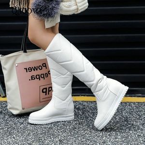 Stiefel Winter Warm Plüsch Kniehohe Frauen Bequeme Flache Ferse Schnee Slip Auf Plattform Frau Lange Schuhe Schwarz Rosa Weiß 221203