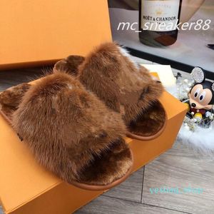 Autumn Winter High-End Soft Fur Slippers Luxury Women Designer 02 Noble Full In Home Leisure Storlek 35-40