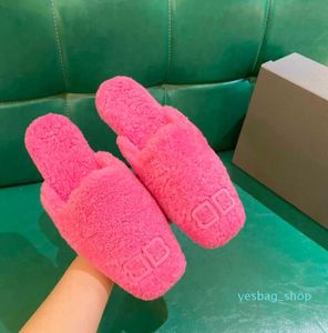 2023 top designer luxury brand ladies winter Fur slides slipper Woman flats wool slippers fashion Women comfortable BB mules sandals