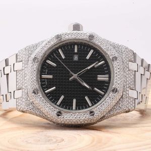 Orologi da polso mezzo ghiacciato personalizzano l'orologio da uomo di lusso con diamanti fatto a mano produttore di gioielli VVS1 orologio con diamantiGGTU