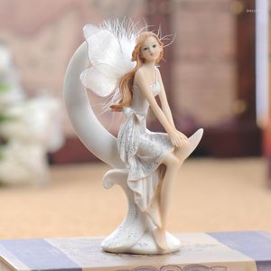 Decorative Figurines Cute Girl Ornaments Beautiful Figure Moon Angel Resin Room Decoration Accessories Fairy Garden Miniatures Vintage Home