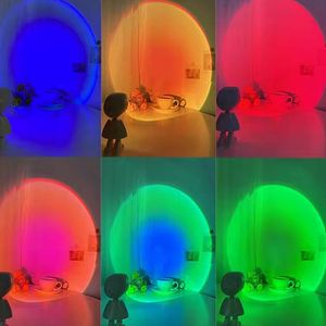 Mini Astronaut Sunset Lamp Projector USB Charging Atmosphere Robot Christmas Gift