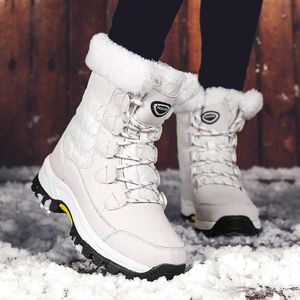 Stivali da neve invernali taglie forti da viaggio all'aperto femminili ispessiti alti più scarpe di cotone ispessito di velluto in stivali a tubo scarpe femminili 22120