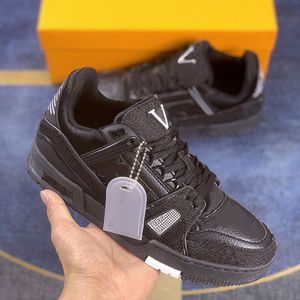 Designer Mens Women Casual Shoes 4 Season Sports Basketball Shoes Fashion Letters Embroidery Men Woman Black Trainers Sneakers Size 40-45 with Box