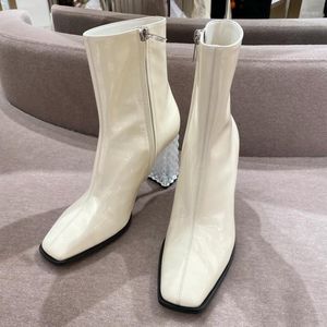 Stivali primaverili e autunno cristallo bianco spesso tallone da donna in pelle nera in pelle quadrata sottile corta