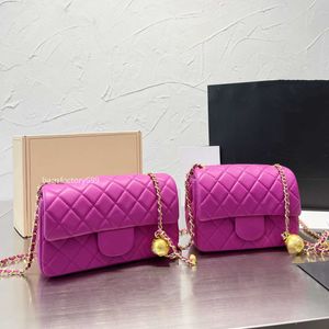 CC Bag pl￥nb￶cker 2022 Mini Designer Crossbody Ladies Flap Pure Color Sheepskin Classic Small Golden Regulator Chain Handv￤ska Diamond Q