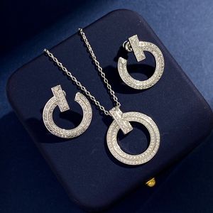 Full Diamond Crystal Pendant T Brand Classic Designer Necklace for Women Fashion Korean Plated Gold Necklaces Jewelry Gifts