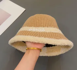 Luxury Designer Autumn and Winter New Pure Cotton Warm Fisherman Hat Solid Color Fashionable Bucket Hats Cute Youth-Looking Look Small