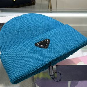 Designers casuais chapéu de rua da moda para homens homens luxuros malha gorro equipado chaps lã lã quente chapéus de inverno ao ar livre com geométrico