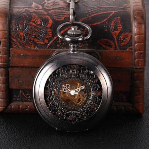 Pocket Watches Black Openwork Carved Roman Scale Face Stor Mechanical Watch Value Utsökt Flip