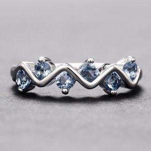 Pierścionki ślubne Caoshi Delikatne projektowanie mody pierścionek Kobieta Dopasuj trend akcesoria z okrągłym kształtem kryształowy estetyka lady fantazyjna biżuteria