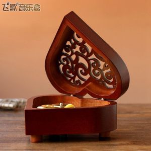 Decorative Objects Figurines Diy Hand Made Retro Heart shaped Wind Up Music Box Wooden Sky City Canon Creative Birthday Gift 221206