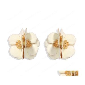 Stud Fashion White Color Flower Stud Earring för kvinnor Floral örhängen Bohemiska uttalande smycken Tillbehör Gåvor Drop Delivery DHS9Z