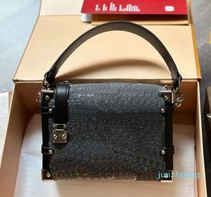 Designer väskor kvinnor hanterar väskan mjuk sidstam låda crossbody axel armhålväskor kvinnor handväskor duk äkta läder klassisk gammal blommabagage