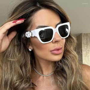 サングラスファッション特大正方形女性男性高品質サングラス美的白眼鏡 Gafas デゾル