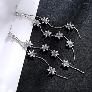 Ohrstecker aus Japan und Südkorea mit Diamanten besetzt, Quaste, Blume, für Damen, Atmosphäre, Geburtstagsfeier, High-End-Luxus-Schmuck, Geschenk