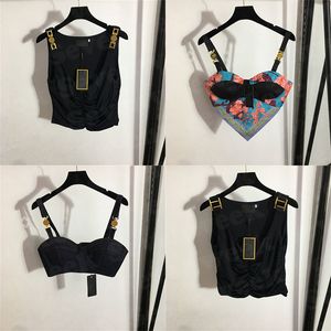Womens Designers T Shirts Bustier Underwear With Metal Badge Sexy Deep V Denim Sling Tube Tops Women Clothing