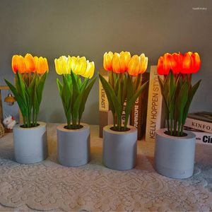 Luzes noturnas LED Tulipe Light Artificial Flower Table Lamp atmosfera romântica para o quarto Decoração da sala de cabeceira