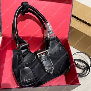 Borsa a tracolla in nylon di design per donna Borse di lusso Moon Hobo Borse a tracolla Fibbia argento nera P Mini borse a mano