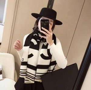 2023 Warm Imitation Cashmere Scarf for Women Luxury Brand Winter Shawl Wraps Thick Blanket Square Tassel Stoles Echarpe Pashmina