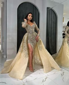 Champagne Sparkly Evening Dresses V Neck Long Sleeves Lace Floor Length Pearls Side Slit Shiny Sequins Appliques Detachable Train Prom Dress Plus Size Tailored