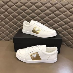 Najlepsza jakość mężczyzn Downtown Sneakers buty emaliowany trójkąt deskorolki spacery białe czarne skórzane opaski hurtowe Man Leisure Flats Oryginalne pudełko