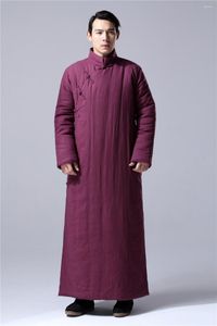 エスニック服の男性冬の中国伝統的な長いコットンリネンローブガウンソリッドマンダリンカラーカーディガンレトロボタンハンフトップシャツ