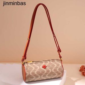 50% rabatt i butikerna 2023 Fashion Bag Cat Pet Bao Kou's Family Old Flower Red Lips One Shoulder Underarm Diagonal Pillow