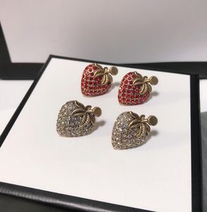 Retro Full Full Diamond Strawberry Earring Studs Brincos de garanh￣o da marca cl￡ssica Ter carimbo para mulheres J￳ias de casamento para festas com caixa