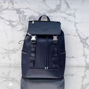 Rucksack Designer Taschen Damen Herren Designer Flip Kordelzug Soprts Handtaschen Einzelne hohe Qualität und große Kapazität Rucksäcke 220611/1128