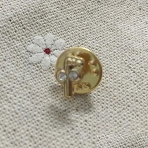 Pins Broschen 100 Stücke Metall Handwerk Geschenk Anstecknadel Freimaurer Regalia Pins Abzeichen Freimaurer Mauerwerk Tubal Cane 2 Kugeln und Drop Lieferung Jewe Dheds