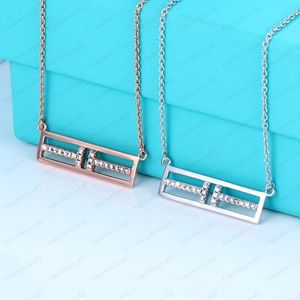 Designer love necklace female stainless steel couple gold chain square pendant neck luxury jewelry gift girlfriend accessories wholesale with box