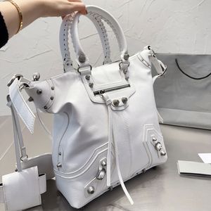 Luxury designer bags large capacity Tote bag women handbag fashion shoulder bags classic crossbody boutique bagss tops quality hip-hop rivets rmocortytle good