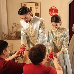 エスニック服中国語スタイルのウェディングドレス結婚セットカップル