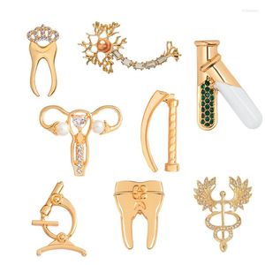 Broches Jóias Microscópio de dente Laringoscópio Tubos de teste feminino feminino Neurônio Rn Caduceus Broche Pin Metal Badges Pins
