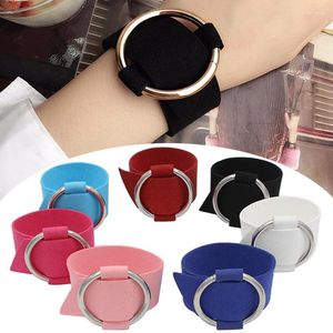 Bangle Korean Pu Leather Armband f￶r Women Girl Punk Enkel m￥ngsidig rund flanell Metal Buckle Wristband F￶delsedagsfest smycken g￥va