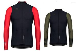 레이싱 재킷 2022 스페인 깊은 겨울 사이클링 재킷 바람 방수 방수 기술 높은 통기성 3 층 직물 경주 훈련 코트