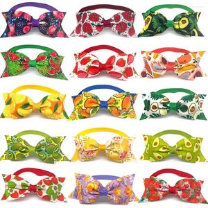 Hundkläder 50/100st Bow Ties Summer Fruit Mönster Krage Dogs Puppy Cat Bowtie Slittan Grooming Bows Accessories Pet Supplies