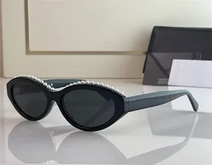 Fashion Popular Designer Sunglasses for Women 71508 Vintage trend oval shape pearl sun glasses elegance avant-garde style Anti-Ultraviolet come with case