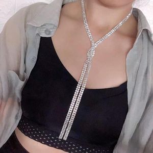 Chains 2022 Fashion Shiny Rhinestone Necklace Women's Long Tassel Cross Crystal Statement Jewelry Accessories Gift Wholesale