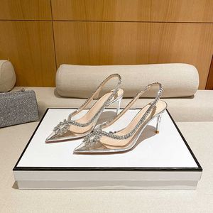 Crystal Sandals 섹시한 높은 새로운 투명한 발 뒤꿈치 패션 패션 여성의 스틸레토 모조 다이아몬드 뾰족한 발가락 파티 우아한 웨딩 신발 여성 T221209 991