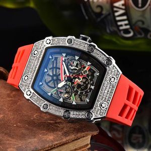 Diamond 3 pinos Data automática Relógio Limited Edition Men's Watches Top Brand Luxury Full-Fatured Quartz Watch Silicone Strap Law