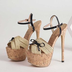 Sandały z motyla pompuje kobiety seksowne modne modne obcasy Letnie otwarte palce buty platformowe buty platformowe T221209 663